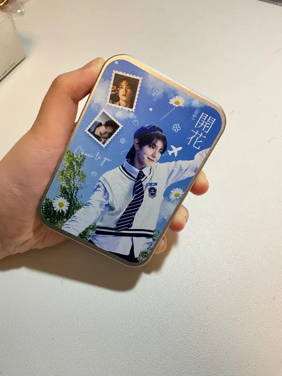 thumbnail-0